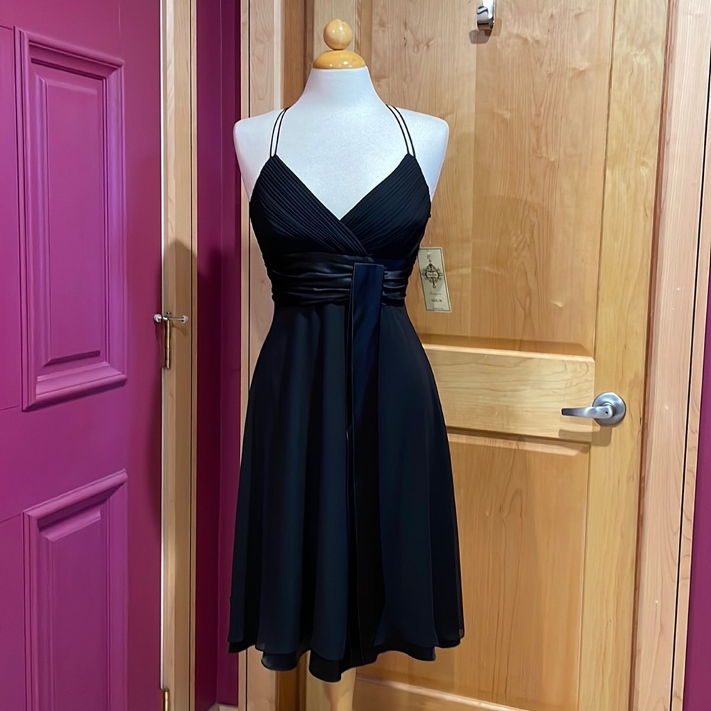 Strapped Back Formal Dress (Black & Brown)